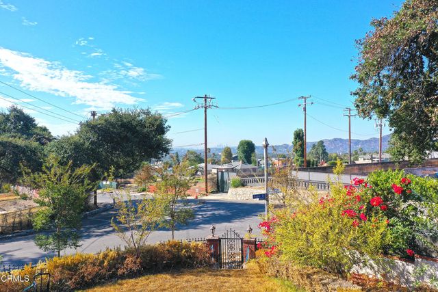 1085 Rubio Street, Altadena, CA 91001