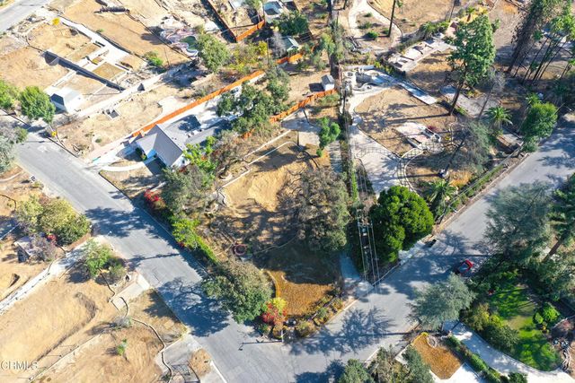 1085 Rubio Street, Altadena, CA 91001