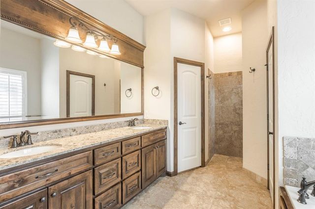 404 SW 170th Terrace, Oklahoma City, OK 73170