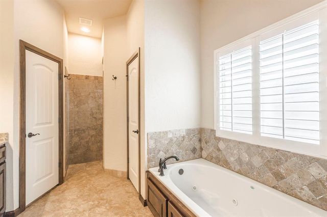 404 SW 170th Terrace, Oklahoma City, OK 73170