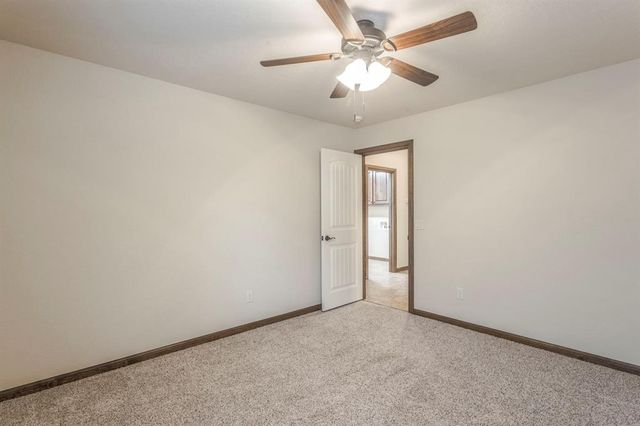 404 SW 170th Terrace, Oklahoma City, OK 73170