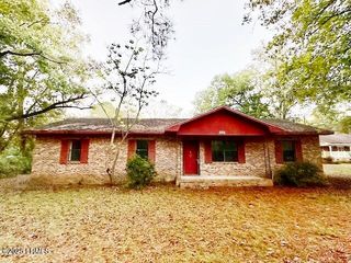 3980 Walterboro Highway, Varnville, SC 29944