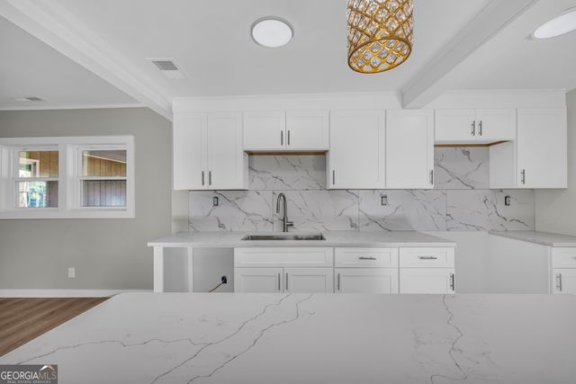 1616 Lawrence Street, Cornelia, GA 30531