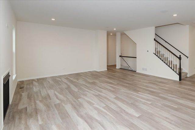 10782 Chadsey Road, Huntley, IL 60142