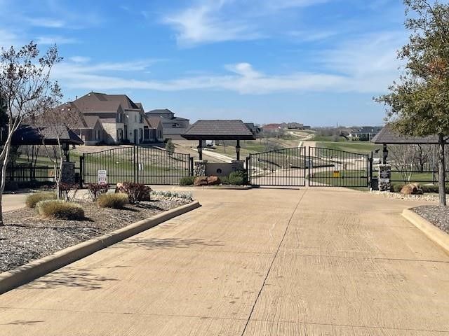 3136 Sanctuary Drive, Grand Prairie, TX 75104