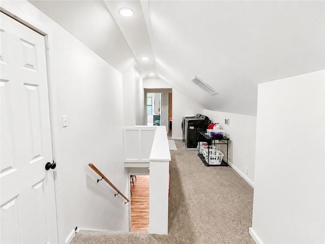9214 Chestnut Avenue, Kansas City, MO 64132