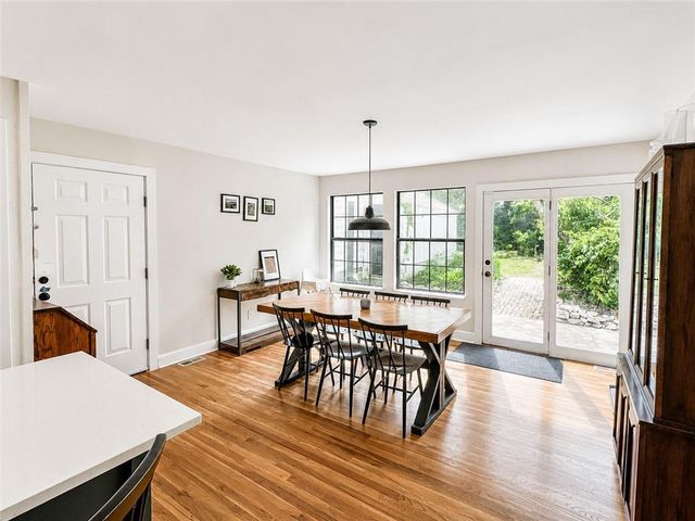 9214 Chestnut Avenue, Kansas City, MO 64132