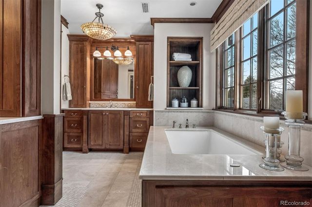 4 Vista Road, Cherry Hills Village, CO 80113