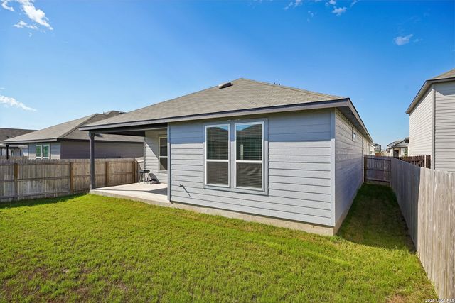1131 PIGEON LN, Marion, TX 78124