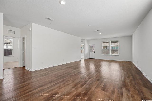 1131 PIGEON LN, Marion, TX 78124