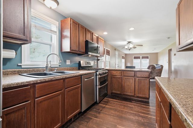 2525 Colfax Street, Gary, IN 46406
