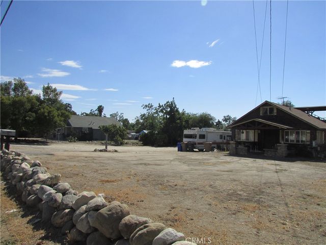 1345 Turquoise Avenue, Mentone, CA 92359