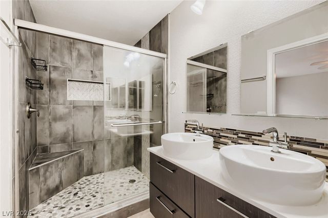 110 Bella Milano Avenue, Las Vegas, NV 89183