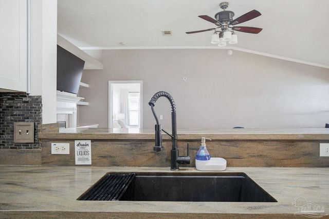 676 Buoy Dr, Pensacola, FL 32507