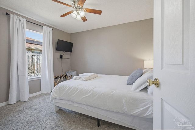 676 Buoy Dr, Pensacola, FL 32507