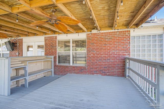 676 Buoy Dr, Pensacola, FL 32507