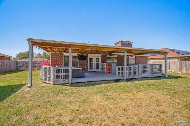 676 Buoy Dr, Pensacola, FL 32507