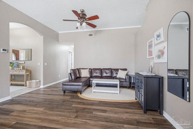 676 Buoy Dr, Pensacola, FL 32507