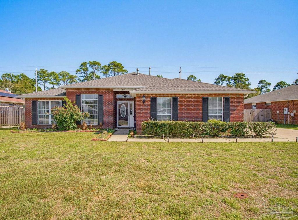 676 Buoy Dr, Pensacola, FL 32507