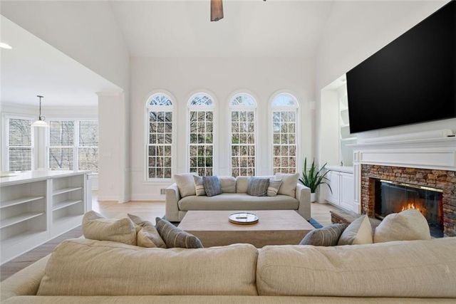 140 Longwater Cove, Roswell, GA 30075