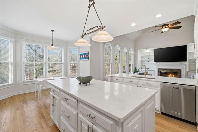 140 Longwater Cove, Roswell, GA 30075