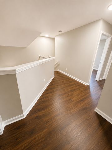 5128 Tomcin Trail, Oak Lawn, IL 60453