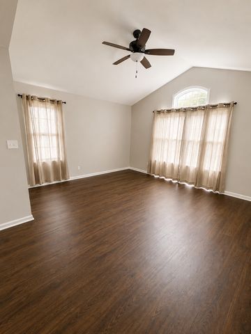 5128 Tomcin Trail, Oak Lawn, IL 60453