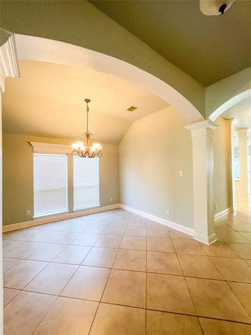 854 Skyspring Lane, League City, TX 77573