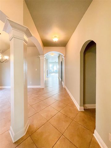 854 Skyspring Lane, League City, TX 77573