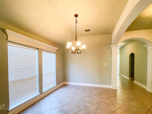 854 Skyspring Lane, League City, TX 77573