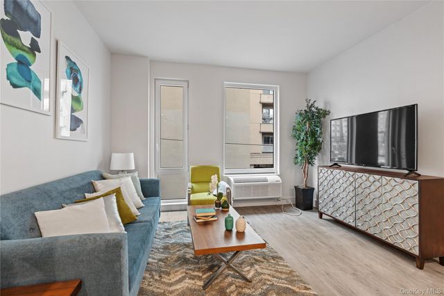 40 Westchester Place 510, New Rochelle, NY 10801