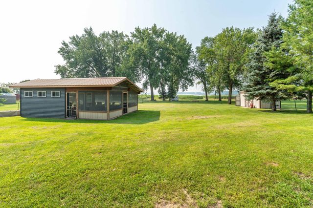 24832 N Wall Lake Drive, Fergus Falls, MN 56537