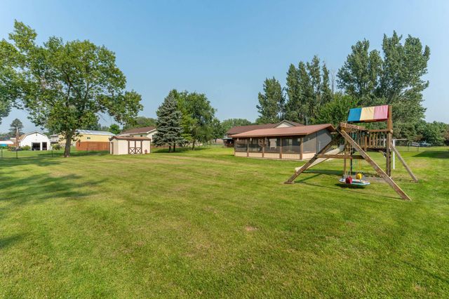 24832 N Wall Lake Drive, Fergus Falls, MN 56537