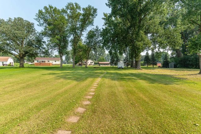 24832 N Wall Lake Drive, Fergus Falls, MN 56537