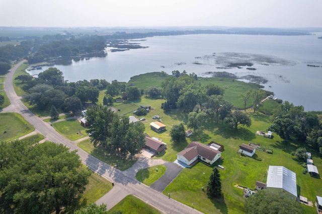 24832 N Wall Lake Drive, Fergus Falls, MN 56537