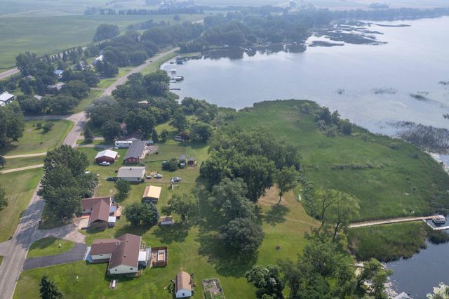 24832 N Wall Lake Drive, Fergus Falls, MN 56537