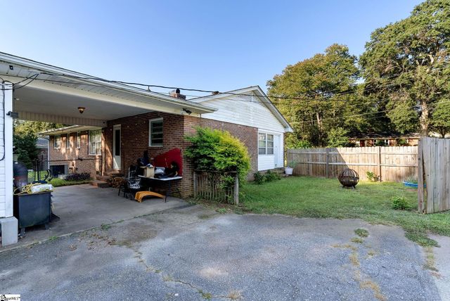 103 Quail Drive, Spartanburg, SC 29302