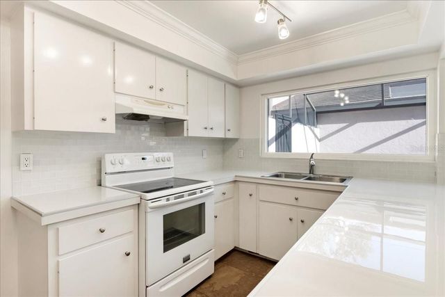 3820 GLEN OAKS MANOR DRIVE, Sarasota, FL 34232