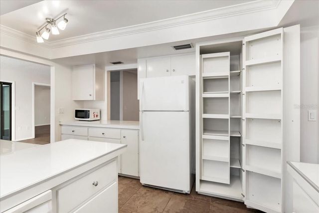 3820 GLEN OAKS MANOR DRIVE, Sarasota, FL 34232