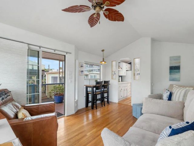 900 N Cleveland Street 94, Oceanside, CA 92054