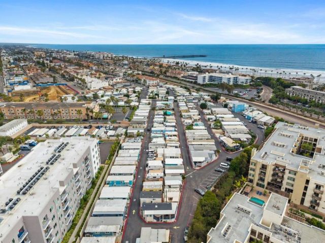 900 N Cleveland Street 94, Oceanside, CA 92054