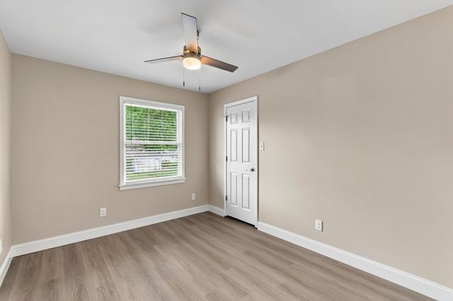 739 Eden Drive, Paducah, KY 42003