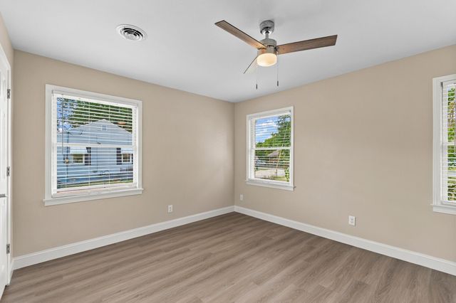 739 Eden Drive, Paducah, KY 42003