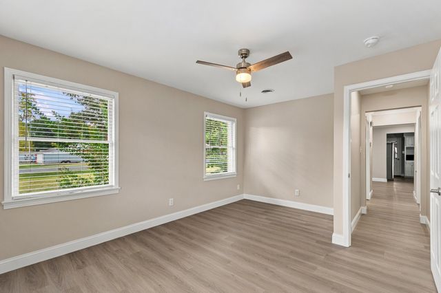 739 Eden Drive, Paducah, KY 42003