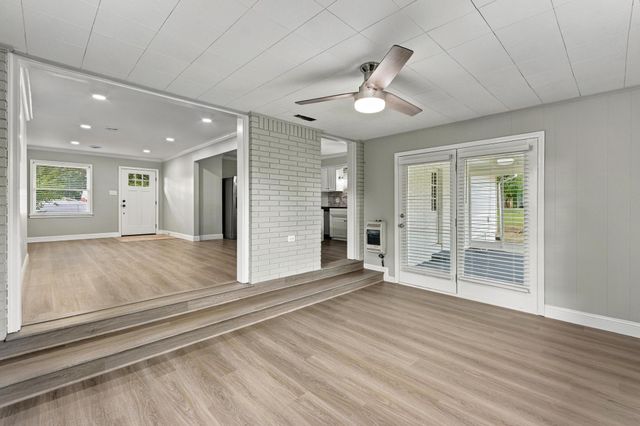 739 Eden Drive, Paducah, KY 42003