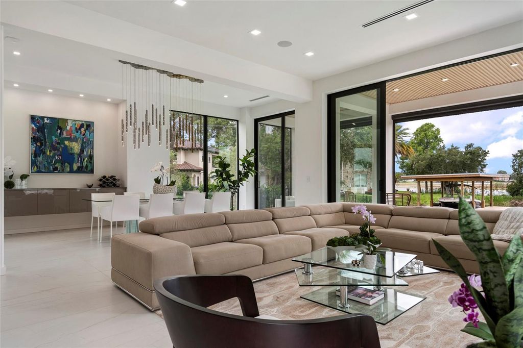 Image 24 of property listing at 9061 RON DEN LANE, Windermere, FL 34786