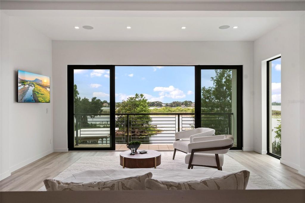 Image 45 of property listing at 9061 RON DEN LANE, Windermere, FL 34786
