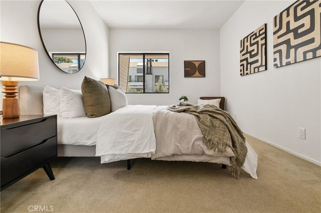 13331 Moorpark 223, Sherman Oaks, CA 91423