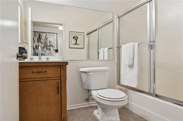 13331 Moorpark 223, Sherman Oaks, CA 91423