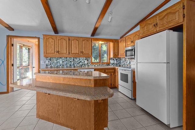 634 E WALNUT PLACE, Sturgeon Bay, WI 54235